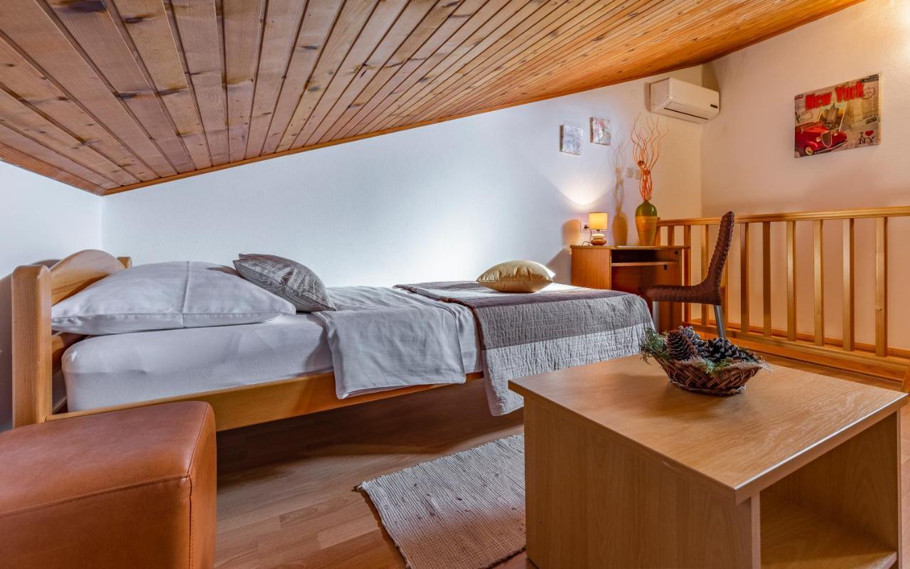 Willa Sweet House With Free Parking Pula Zewnętrze zdjęcie